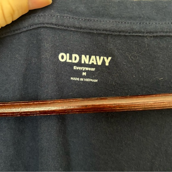 Old Navy Tee Shirt Navy Blue Everywear Short Sleeve Crewneck Neutral Casual - Picture 6 of 8
